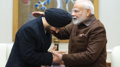 Modi-Dosanjh पंजाबी सिंगर दिलजीत दोसांझ ने मुलाकात के समय पीएम नरेंद्र मोदी को सैल्यूट किया।
