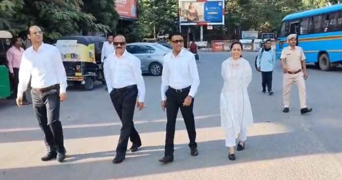 उदयपुर न्यायाधीश पैदल और साइकिल से कोर्ट पहुंचे
