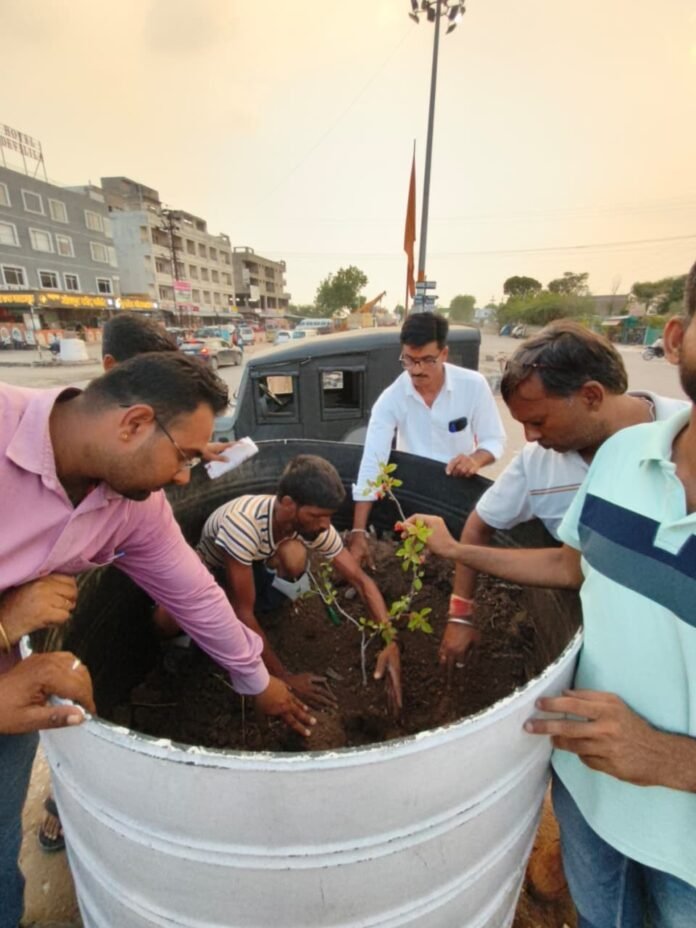फतहनगर सनवाड़ पौधारोपण अभियान