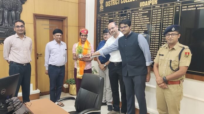 मनस्वी अग्रवाल एवरेस्ट विजेता
